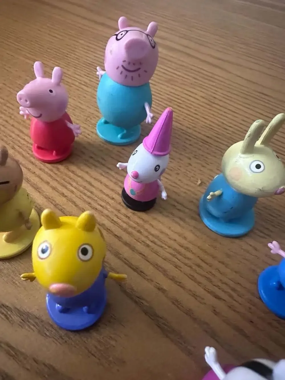 Peppa Pig Family and Friends Figure Toy Lot Set of 11 ABD Ltd Entertainment
